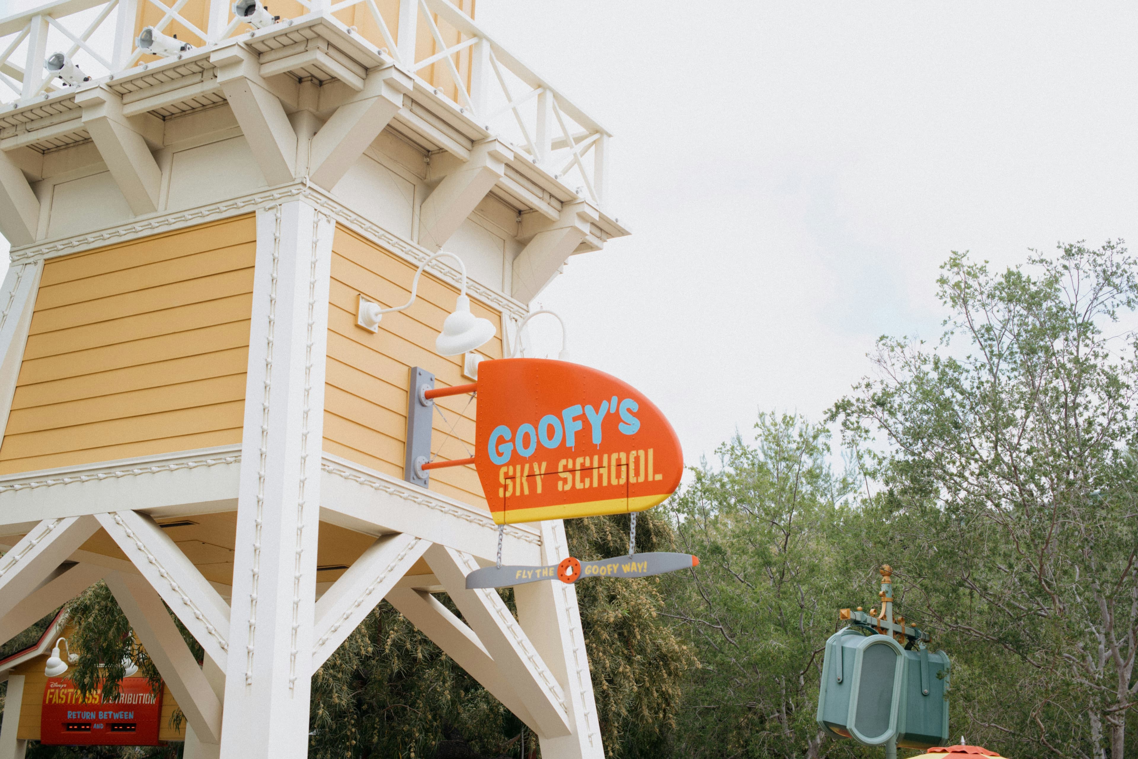 Goofy's Sky School