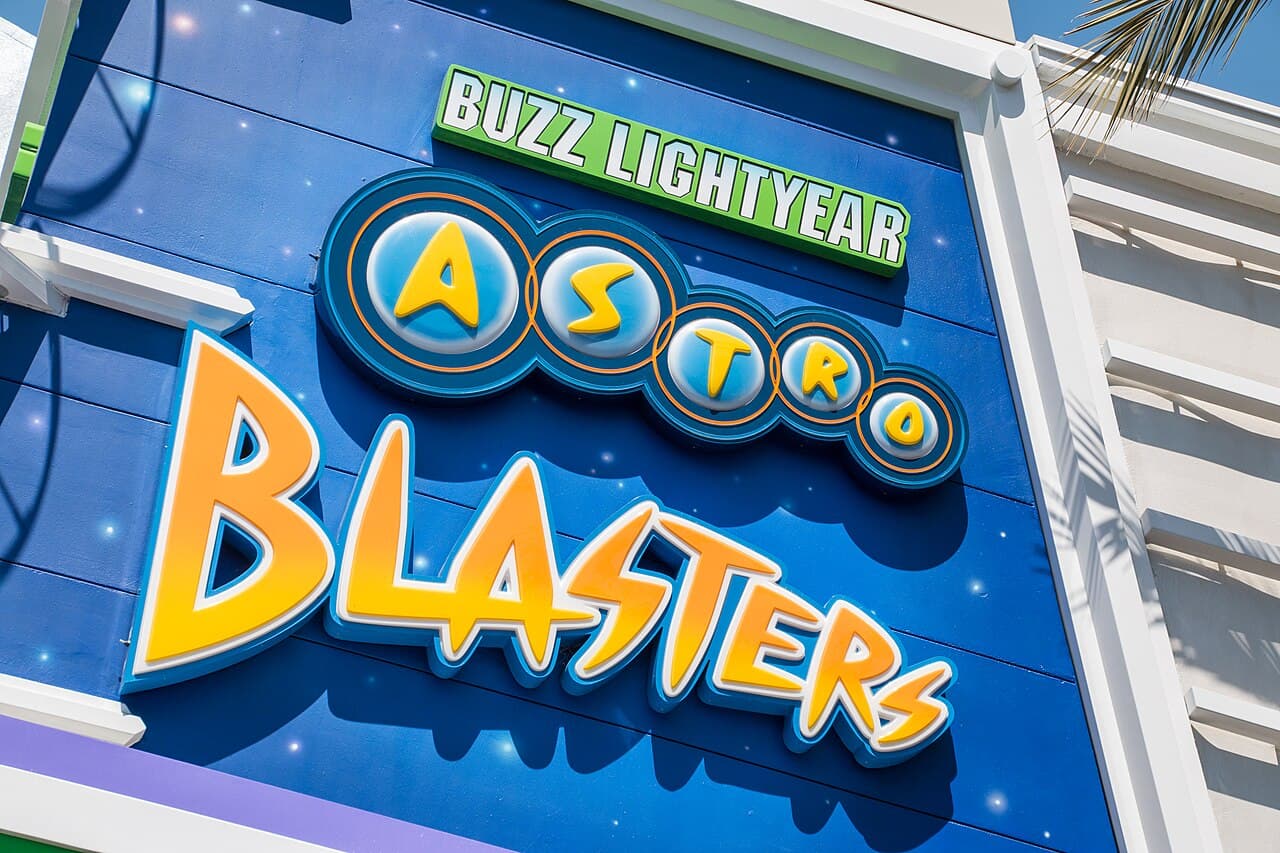 Buzz Lightyear Astro Blasters