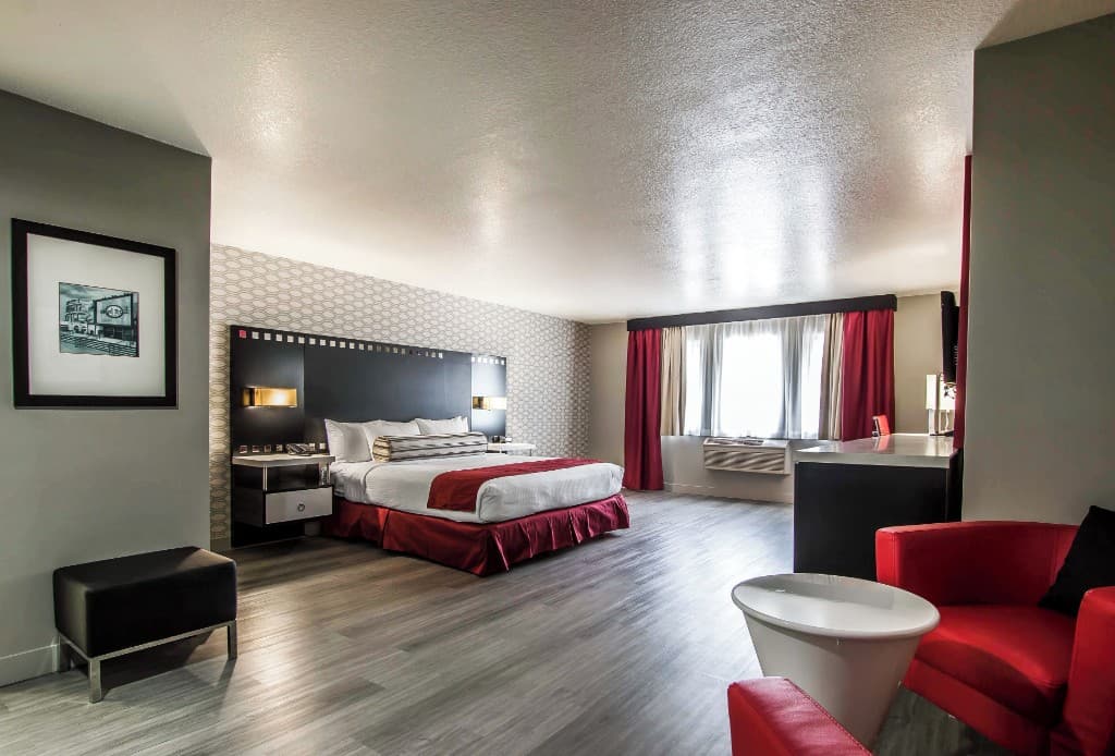 Tilt Hotel Universal/Hollywood — photo 3